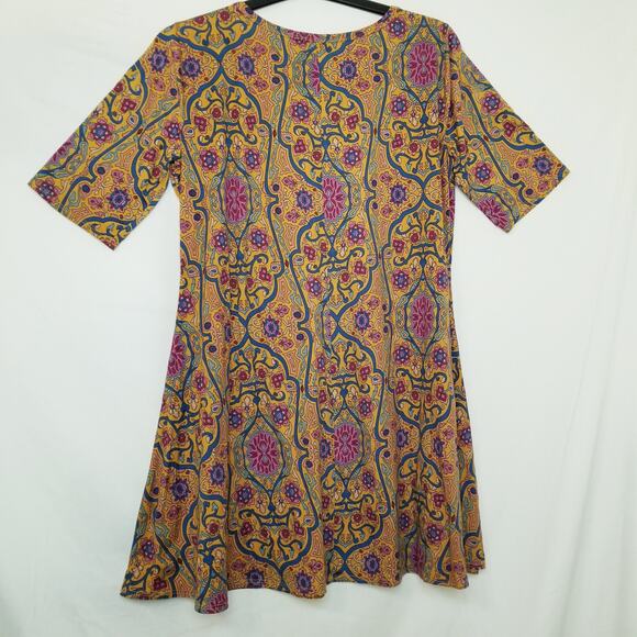 Love Ryan Log Angeles Mini V-Neck Short Sleeve Drs Soft Fabric See Measurements - Picture 4 of 4